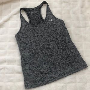 Women’s black Under Armour workout tank, size M, excellent condition